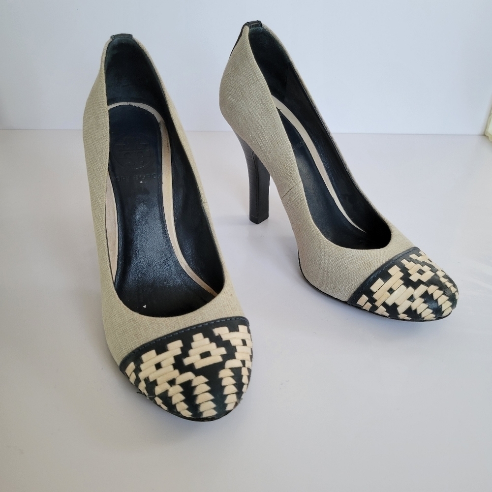 Tory Burch Woven Leather and Canvas Round Toe Pump